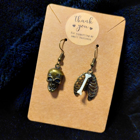 💥3 for $15! Handcrafted skeleton earrings - Picture 2 of 3